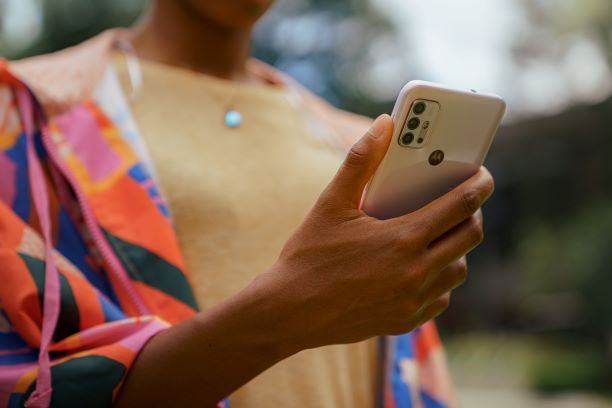 Motorola  Moto 30