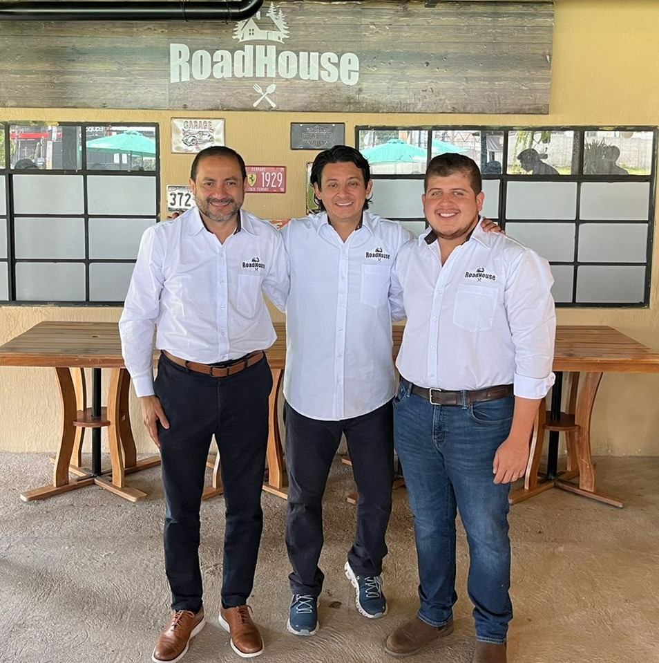 Restaurante Red House