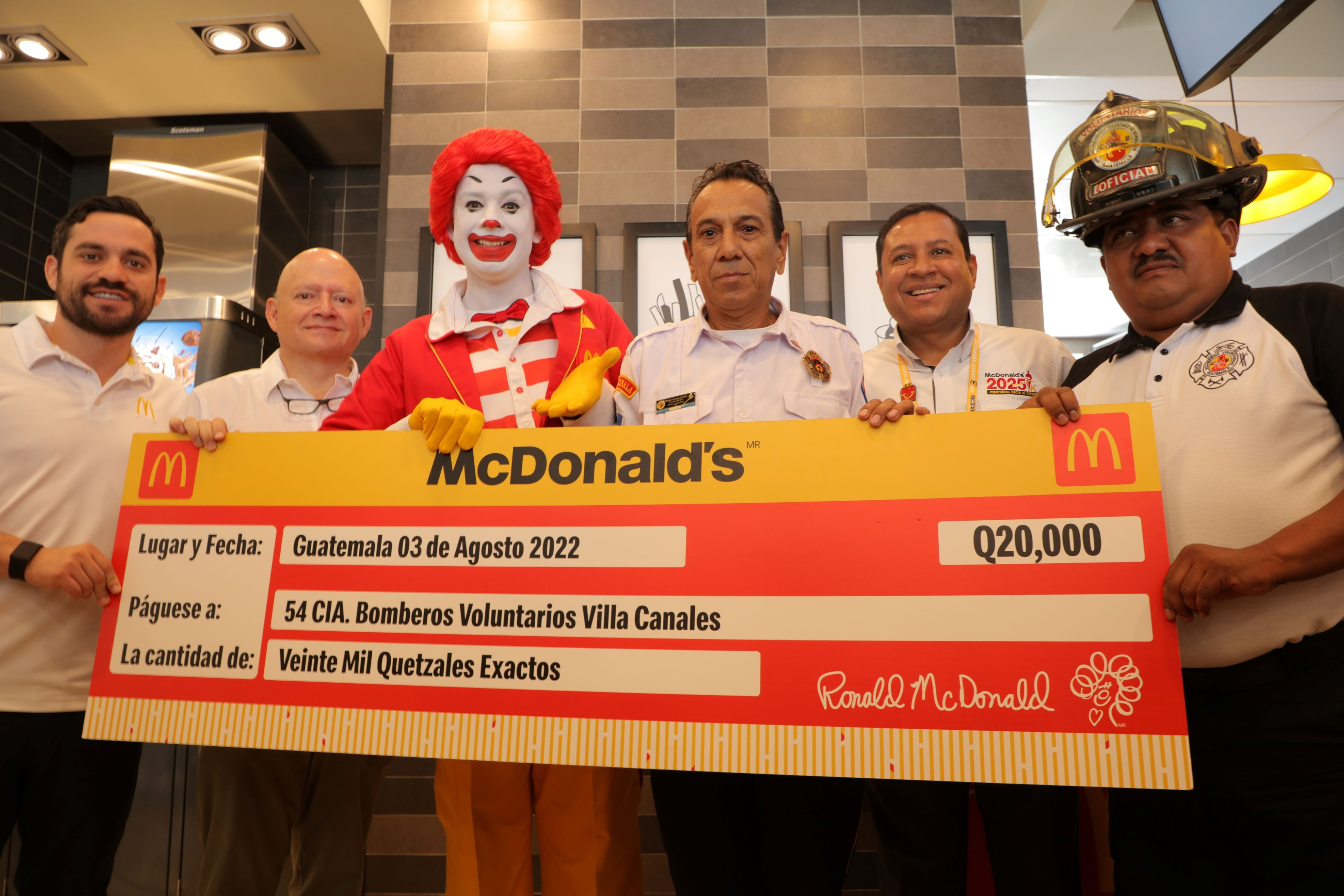 McDonald’s inaugura dos restaurantes en Guatemala II