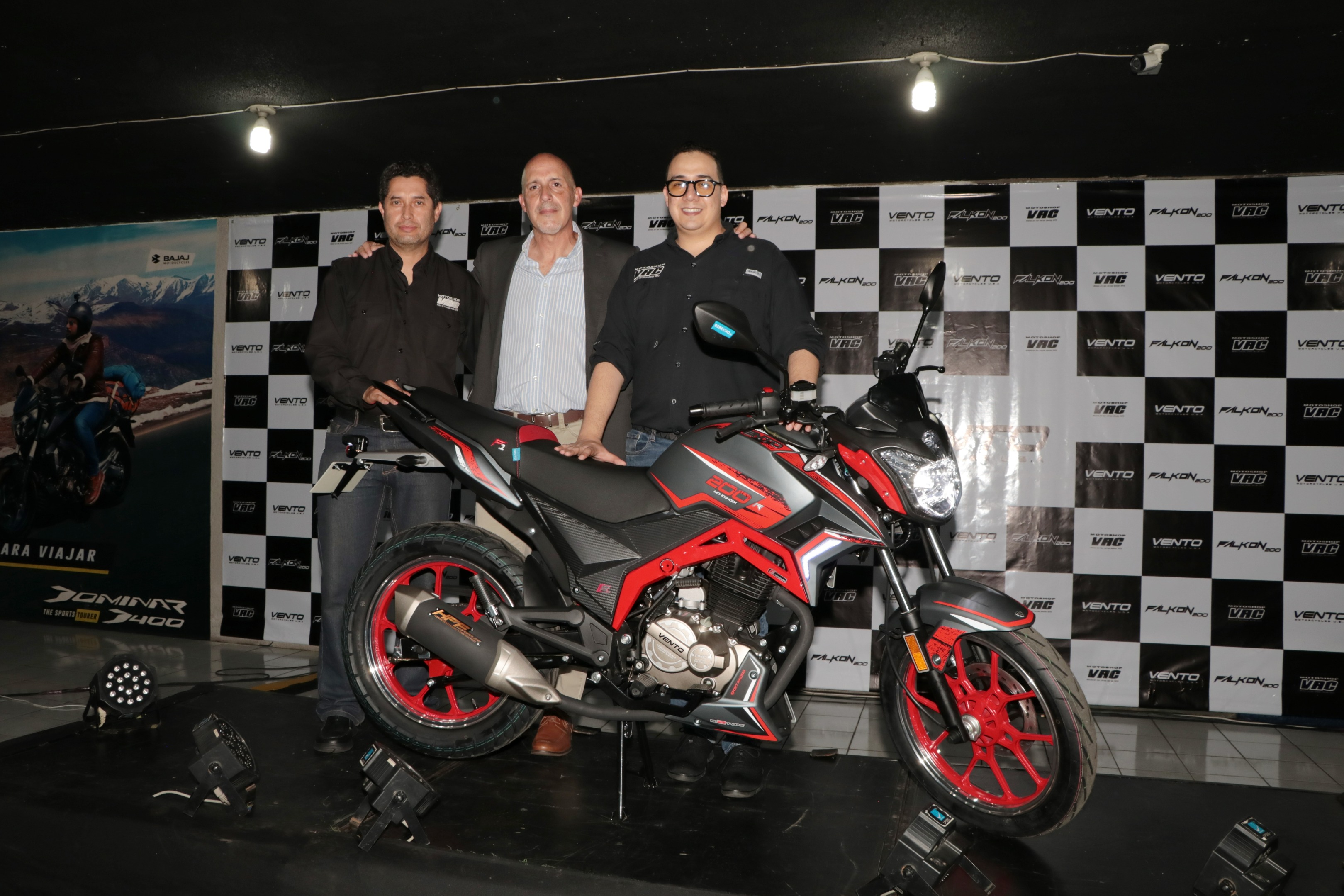 VRC  motocicleta Falkon 200 