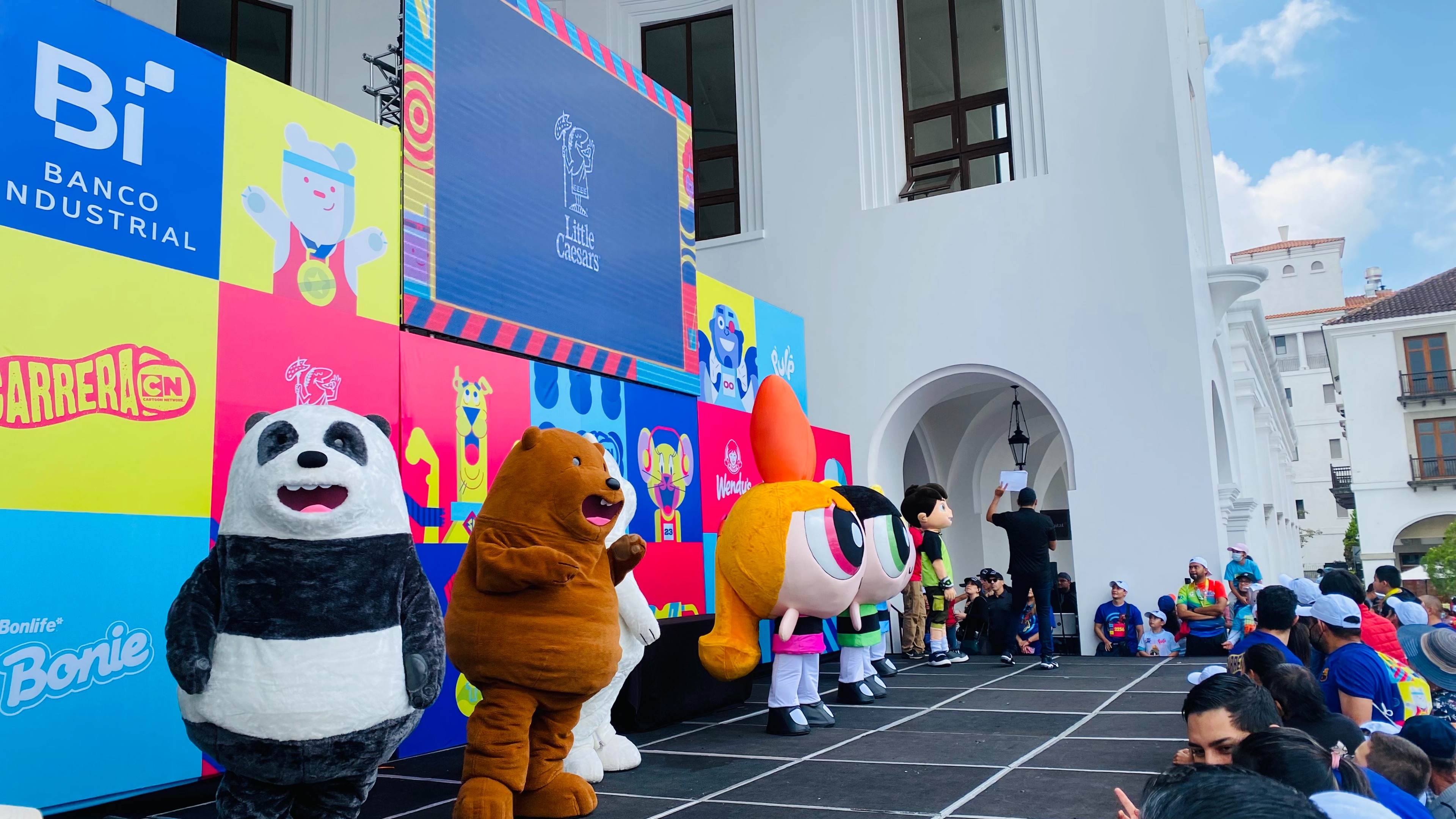 CARRERA CARTOON NETWORK  EXITO 2