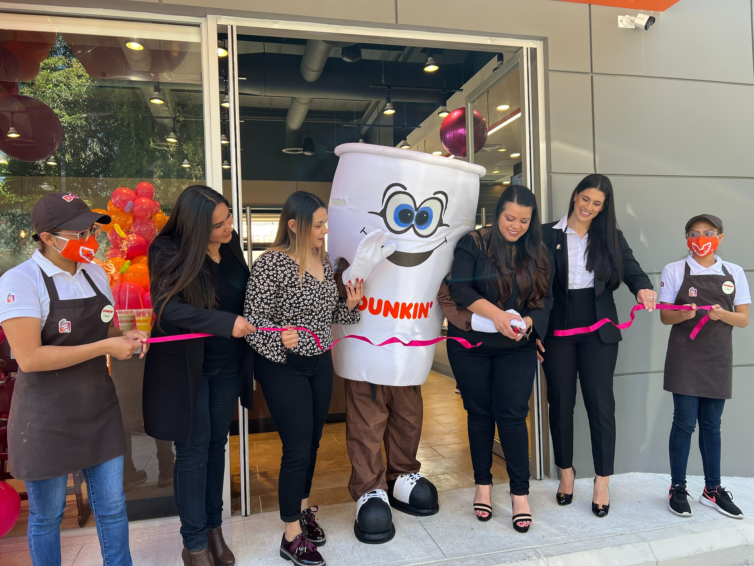 Dunkin´ inaugura su restaurante número 25 en Guatemala 1