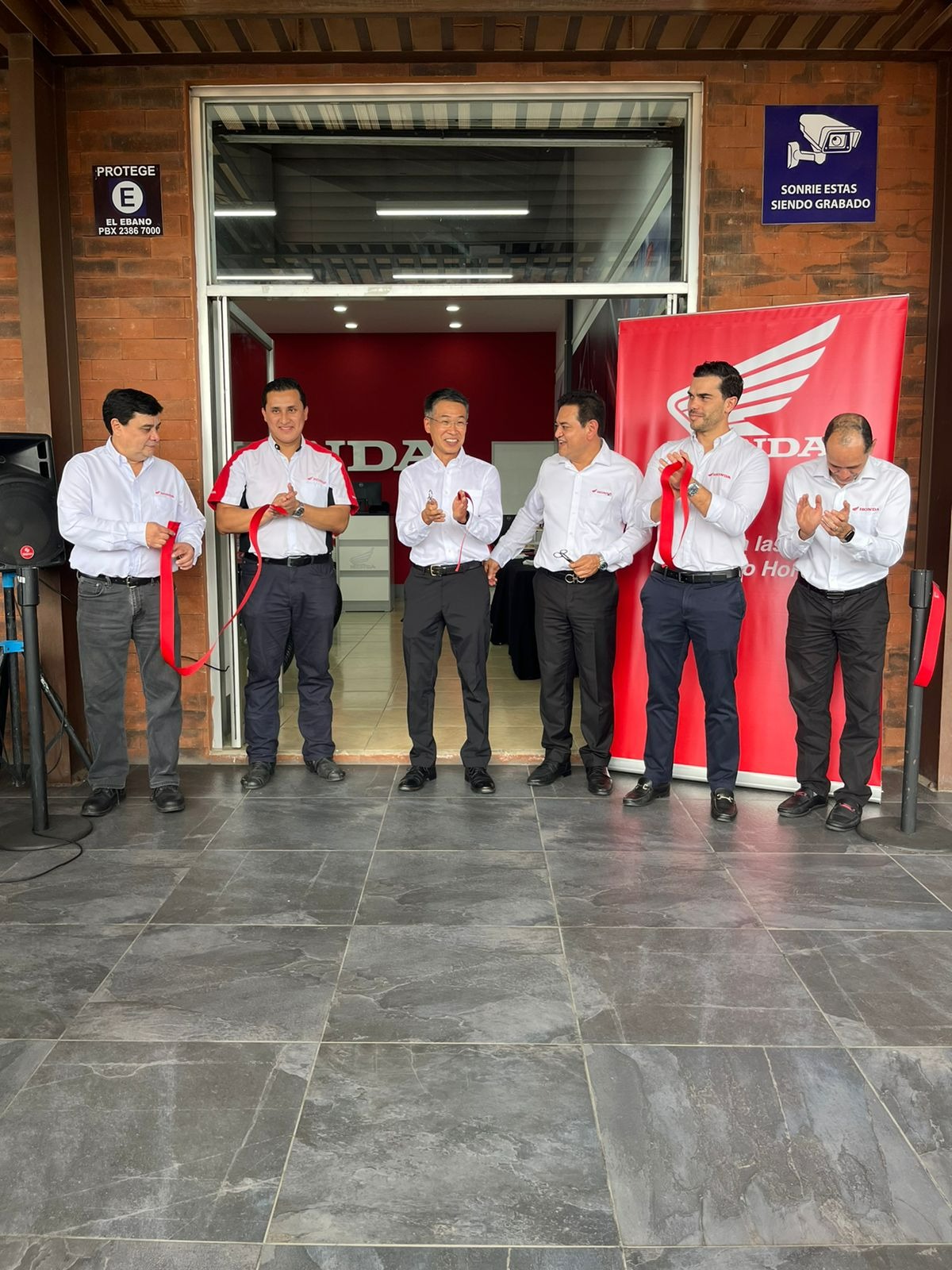 HONDA MOTOS INAUGURA AGENCIA EN VILLA CANALES
