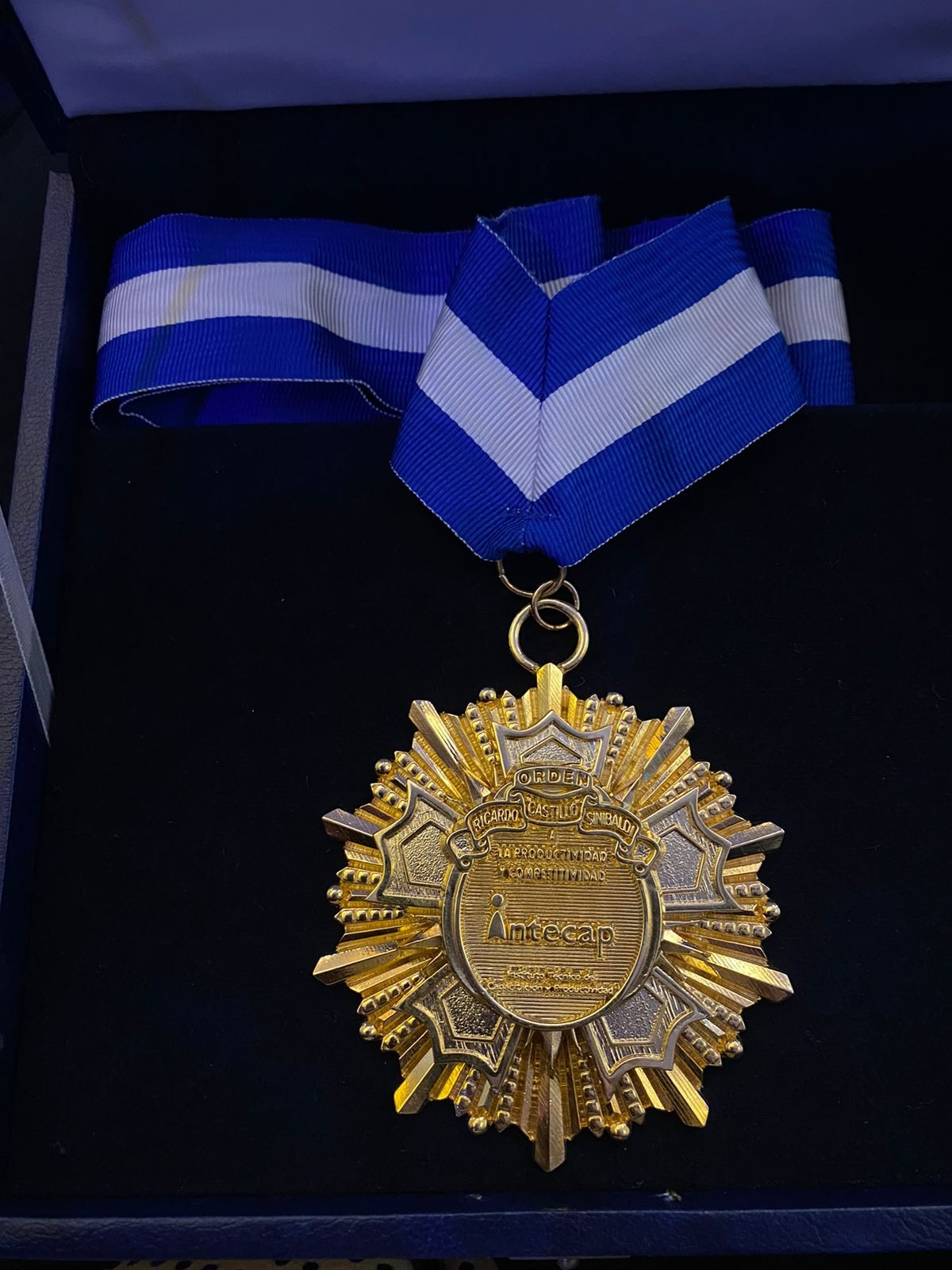 CEMACO recibe Galardón Anual 
