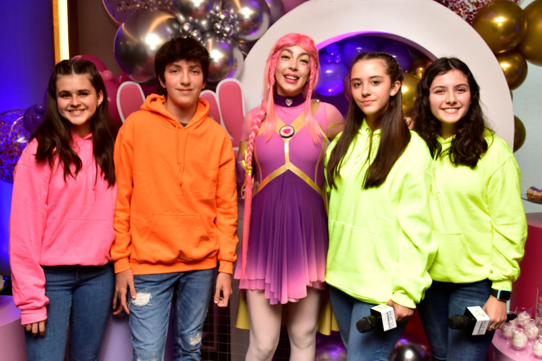 LULI PAMPÍN LLEGA A GUATEMALA 