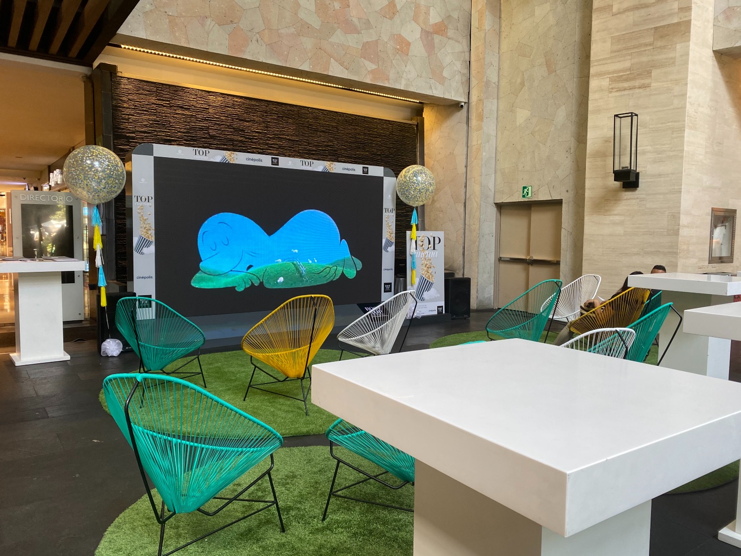 LA EXPERIENCIA DEL CINE AL AIRE LIBRE LLEGA A ROOFTOP