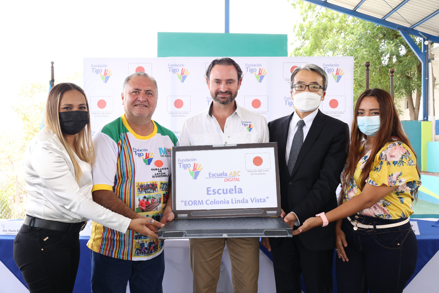 FUNDACIÓN TIGO Y LA EMBAJADA DE JAPÓN SE UNEN 