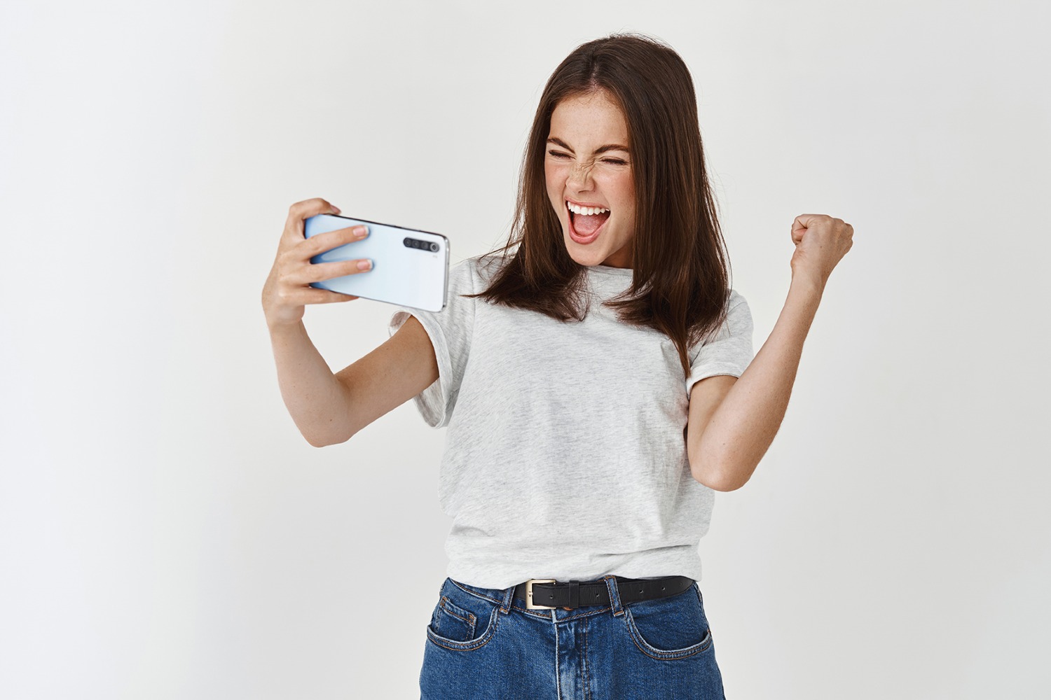 MOBILE GAMING, LA TENDENCIA QUE LLEGÓ PARA QUEDARSE:  MÁS DE LA MITAD DE LOS LATINOAMERICANOS RECONOCE JUGAR TODOS LOS DÍAS