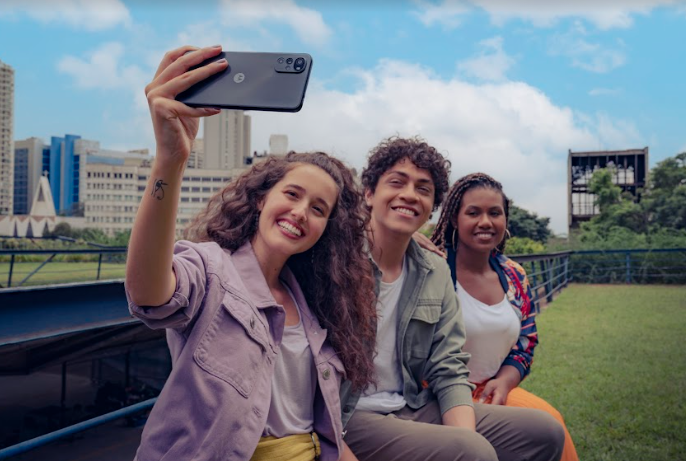 Motorola lanza en Guatemala el nuevo moto g22