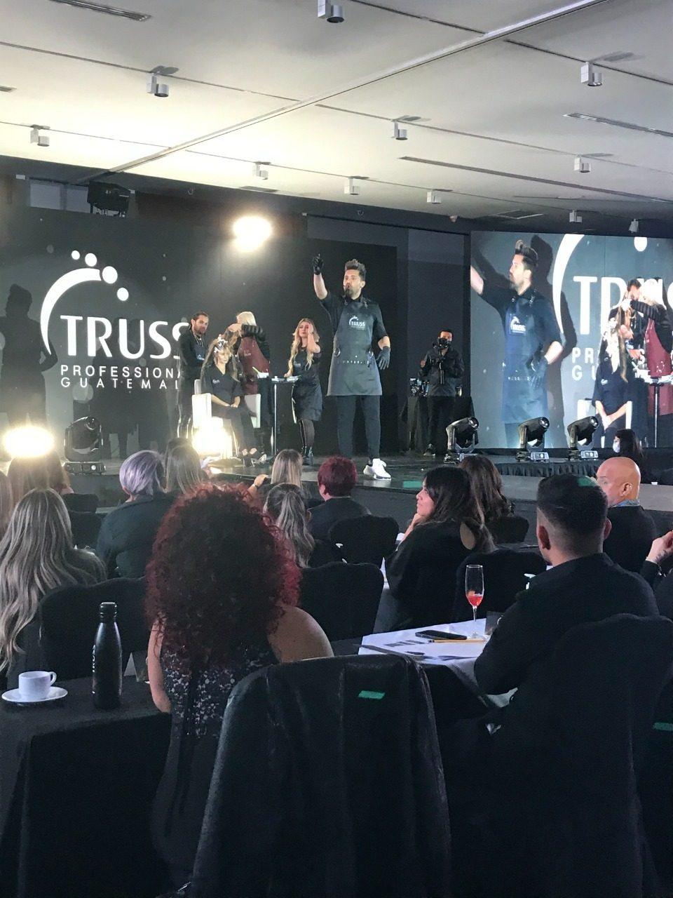 UNA NUEVA ERA DE  BELLEZA LLEGA A  GUATEMALA JUNTO A HYDRAPRO Y TRUSS
