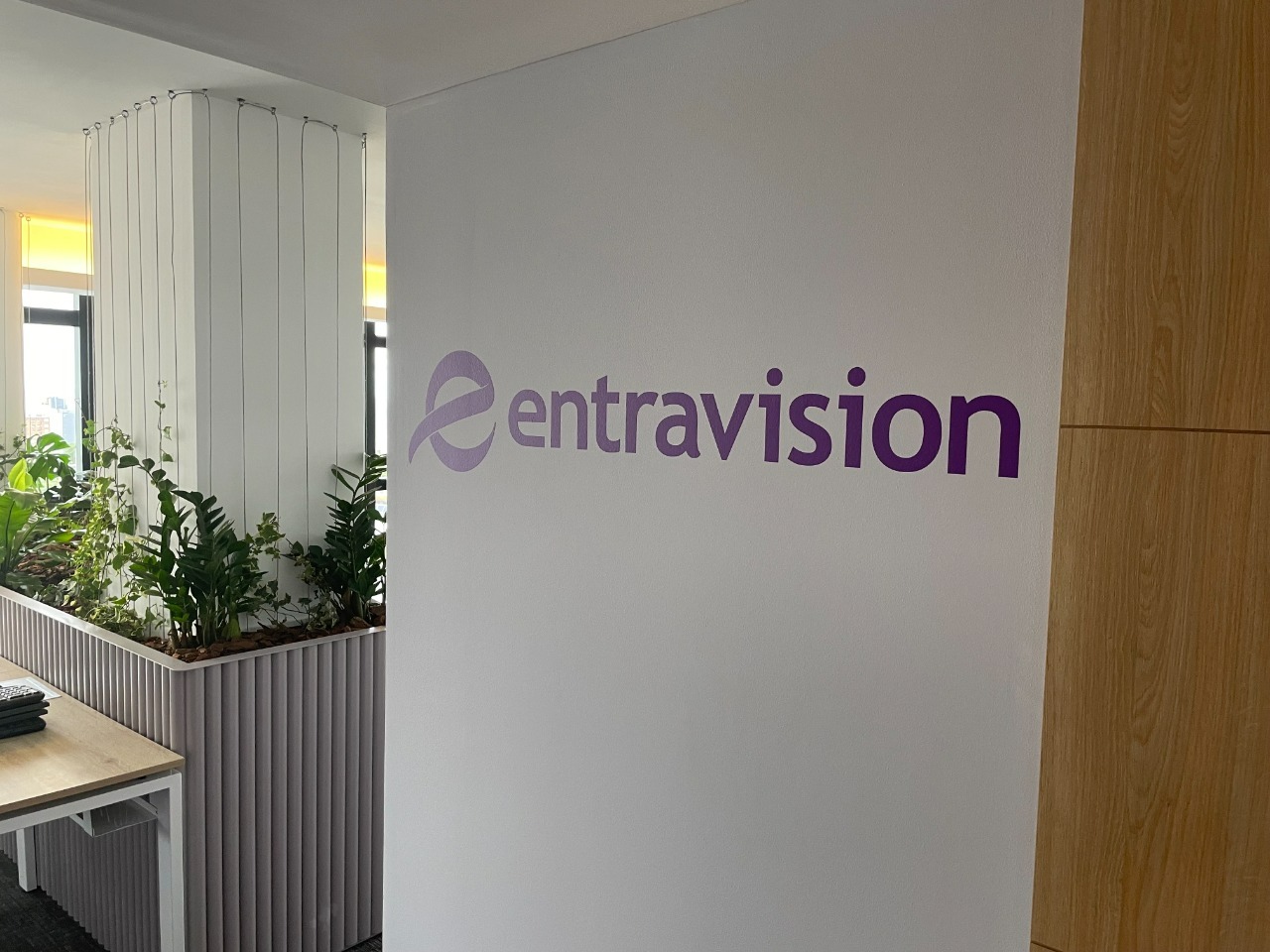 ENTRAVISION CISNEROS INTERACTIVE ANUNCIA SU NUEVA MARCA COMERCIAL EN AMÉRICA LATINA