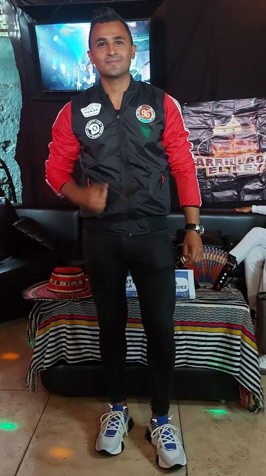 "Aún la amo", Luis Hernández Vallenato