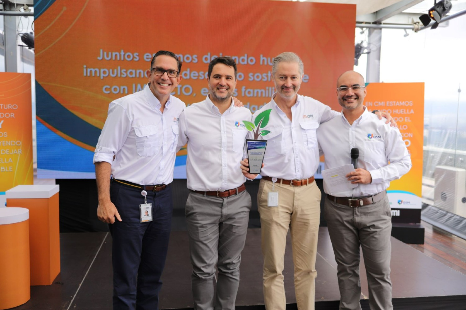 CMI RECIBE RECONOCIMIENTO POR IMPULSAR  COMBATIR EL CAMBIO CLIMÁTICO