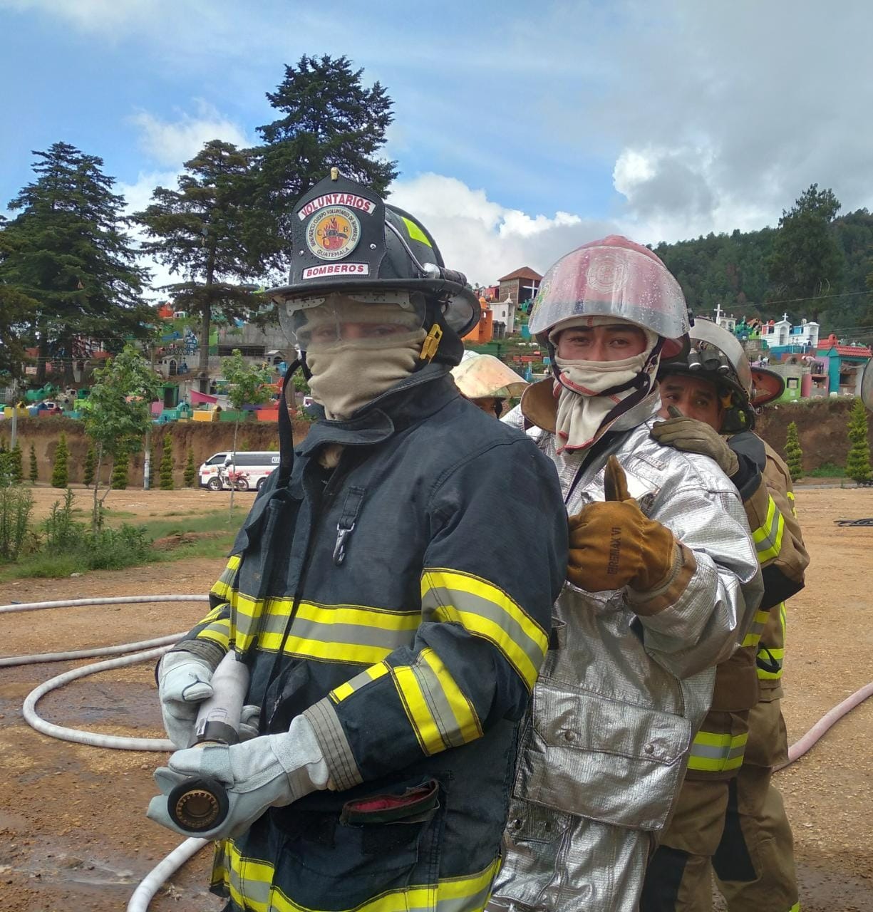 Zeta Gas capacita a Bomberos Voluntarios de San Marcos