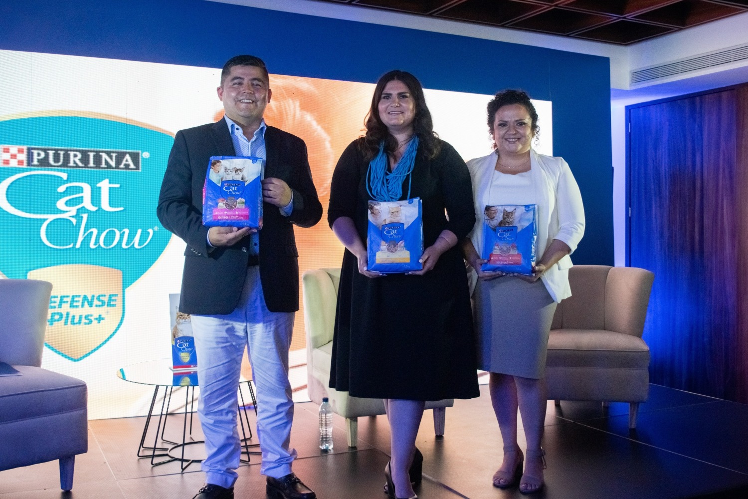 PURINA CAT CHOW PRESENTA NUEVA IMAGEN 