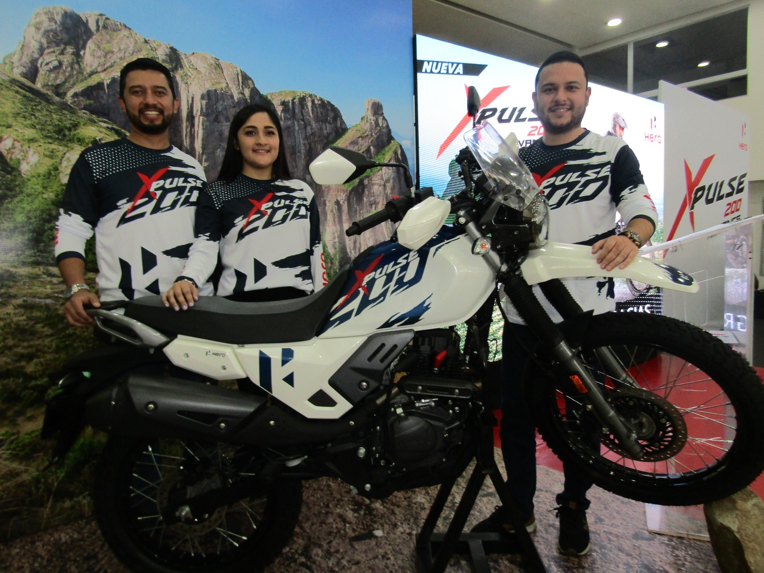 HERO MOTOCORP LANZA LA NUEVA XPULSE 200 