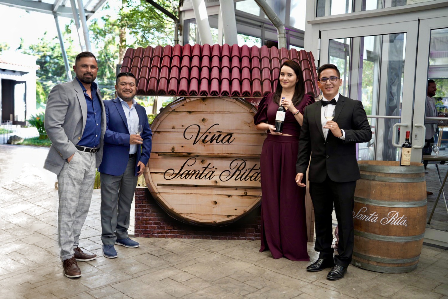 LICORES DE GUATEMALA IMPORTADOR  DE VIÑA SANTA RITA 