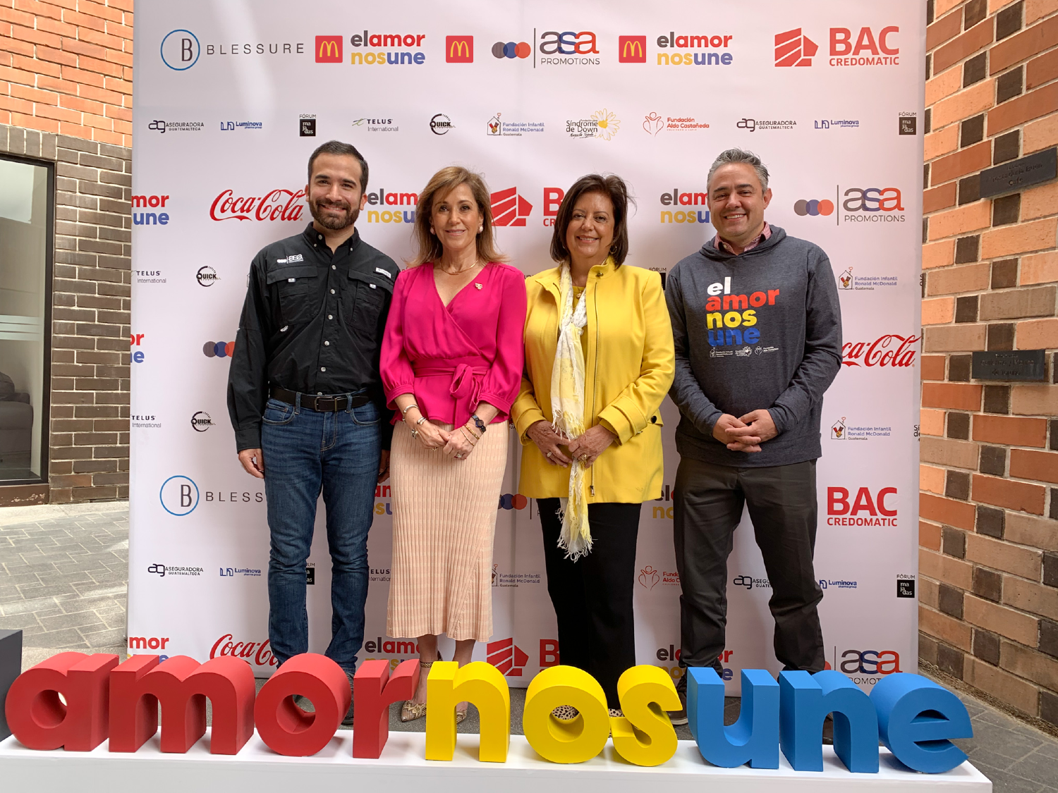 UNA FIESTA PARA AYUDAR CON MATUTE