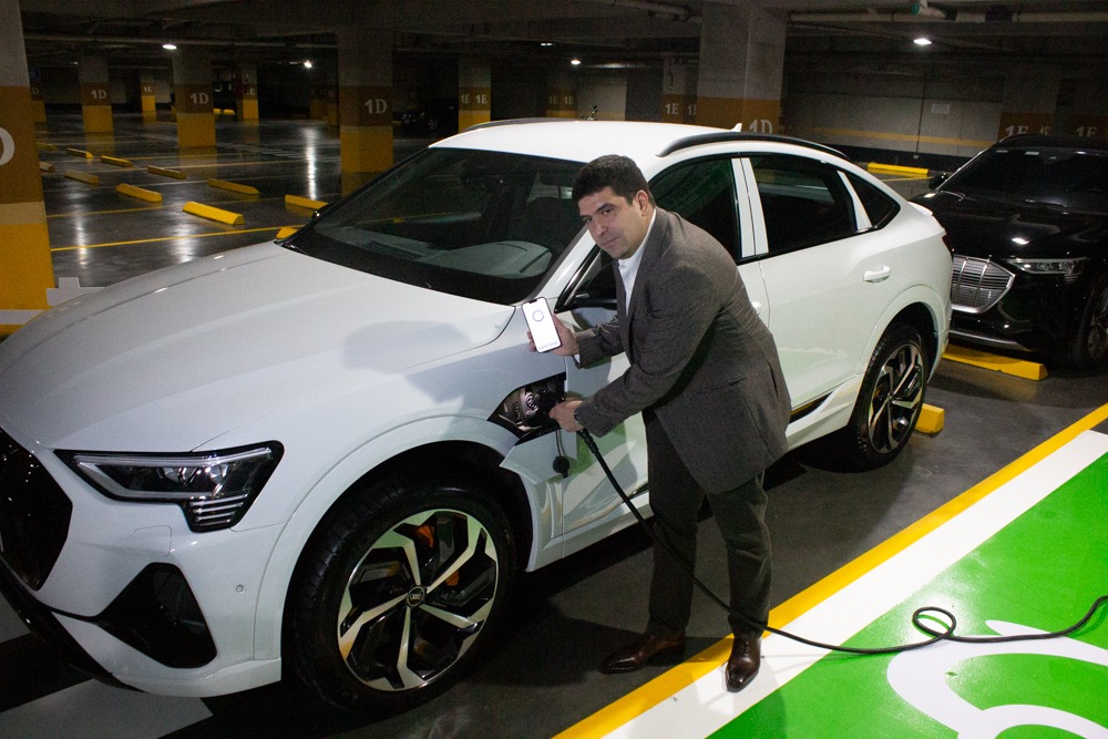Carga para automóviles eléctricos ahora en Hotel Camino Real Antigua 