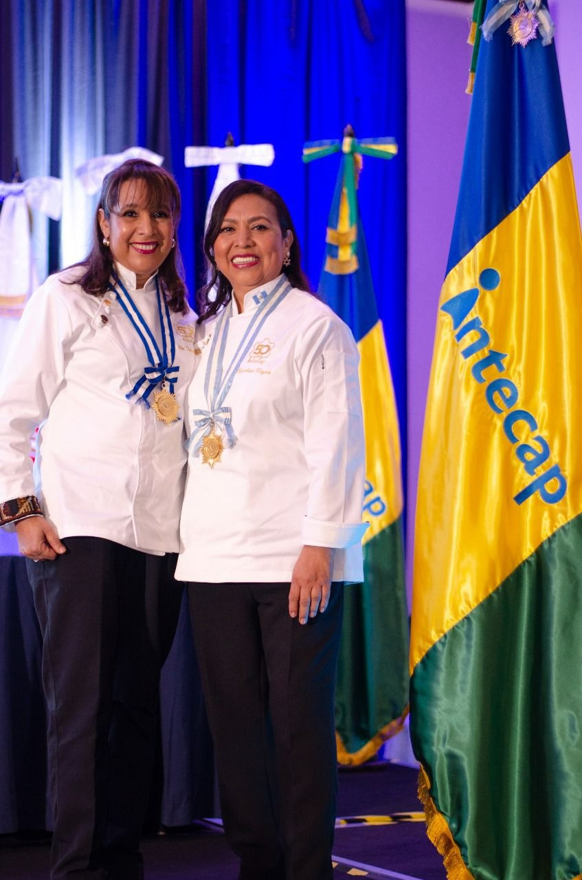 INTECAP ES GALARDONADO CON EL TENEDOR DE ORO
