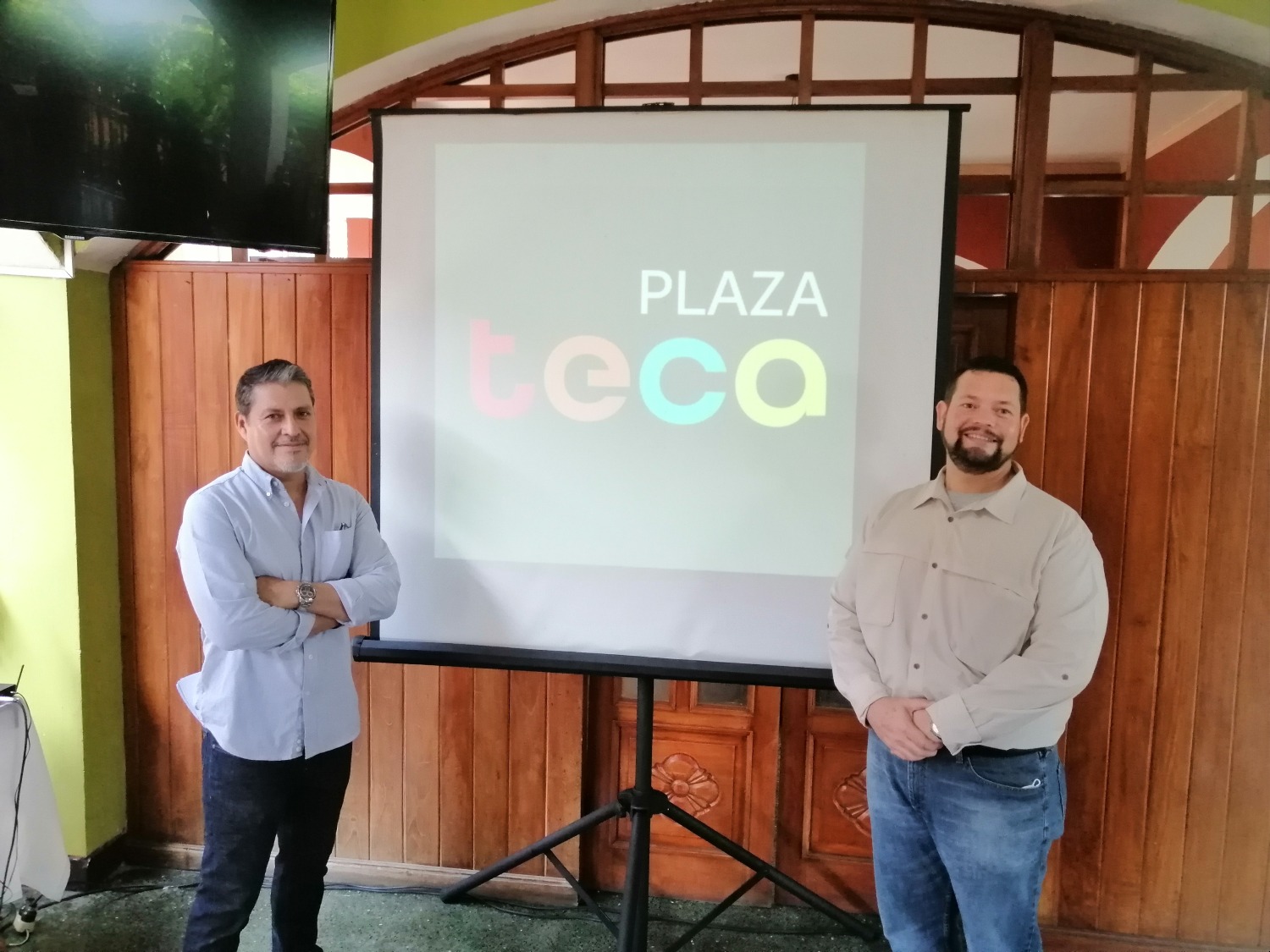 Llega a Coatepeque,  la plaza de conveniencia, Plaza Teca 