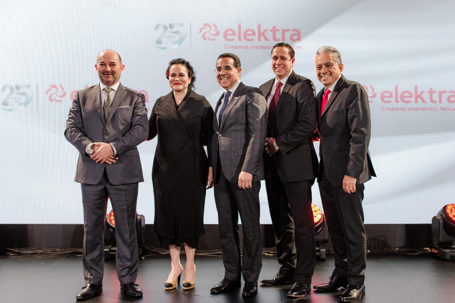 Tiendas Elektra Guatemala: 25 años creando momentos felices 