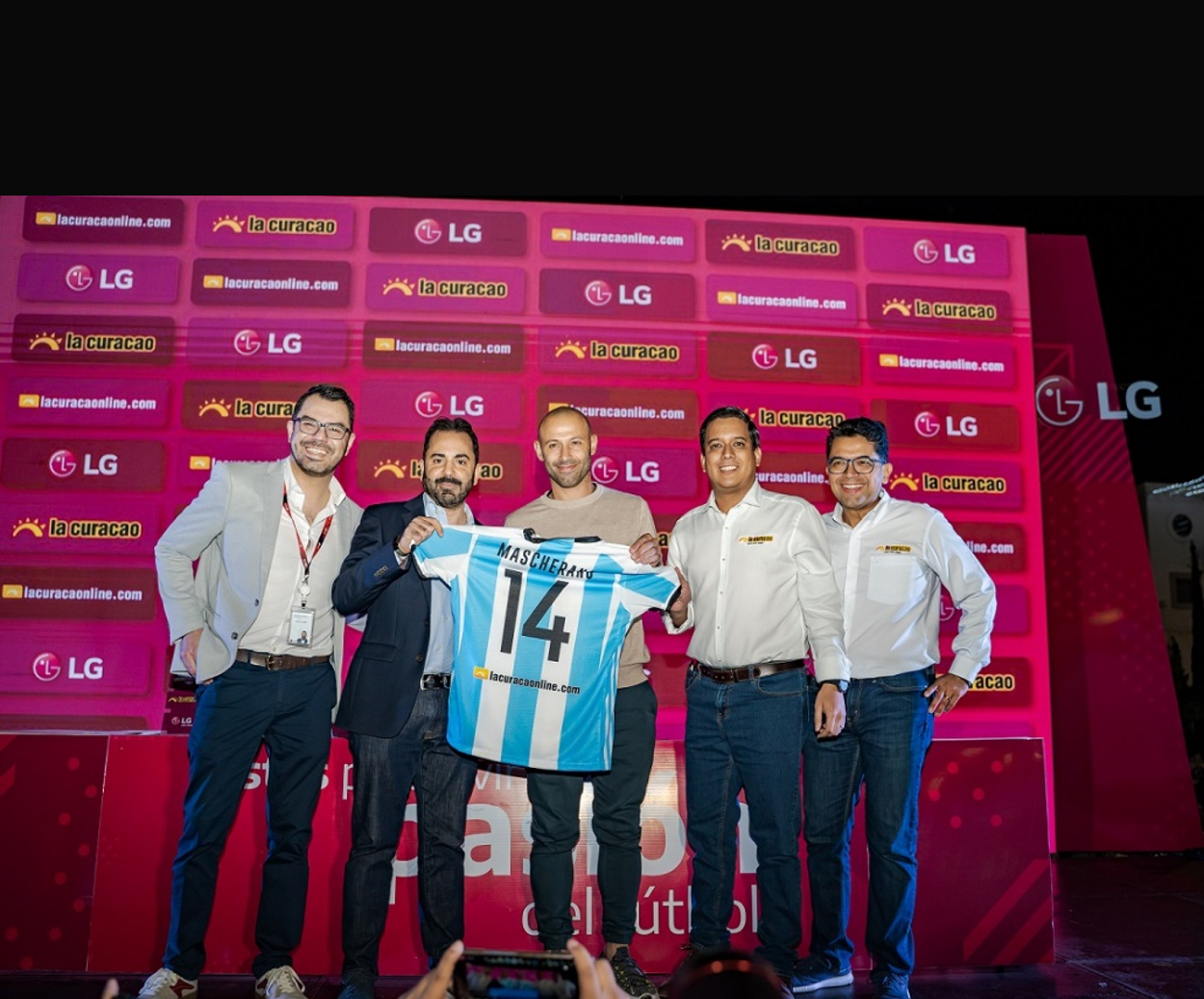Guatemaltecos viven la pasión del fútbol con La Curacao y LG