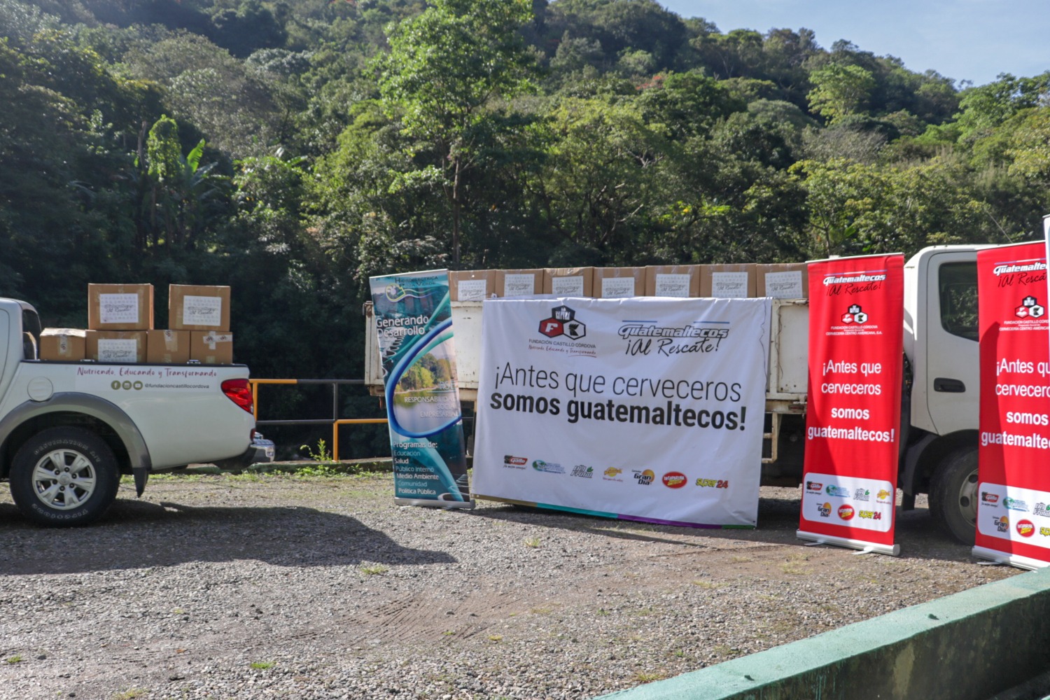 Fundación Castillo Córdova entregó ayuda a 1,095 familias afectadas por la tormenta Julia