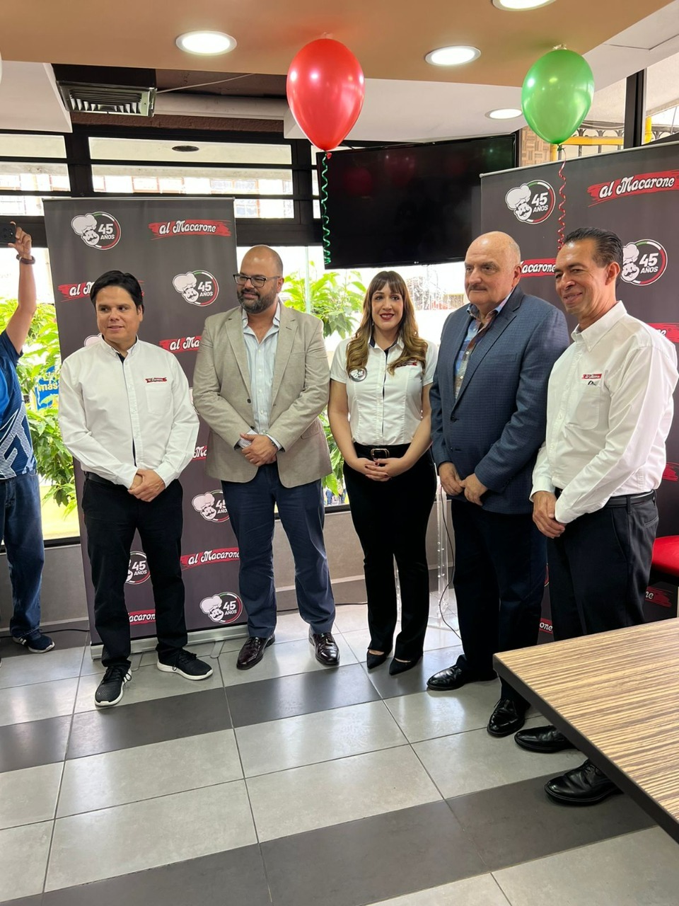 La pizza favorita de los guatemaltecos cumple 45 años