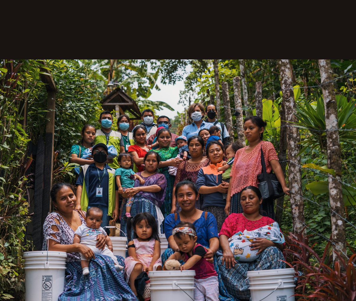 Niños menores de 5 años y sus madres, beneficiados por el proyecto “Por un futuro mejor”