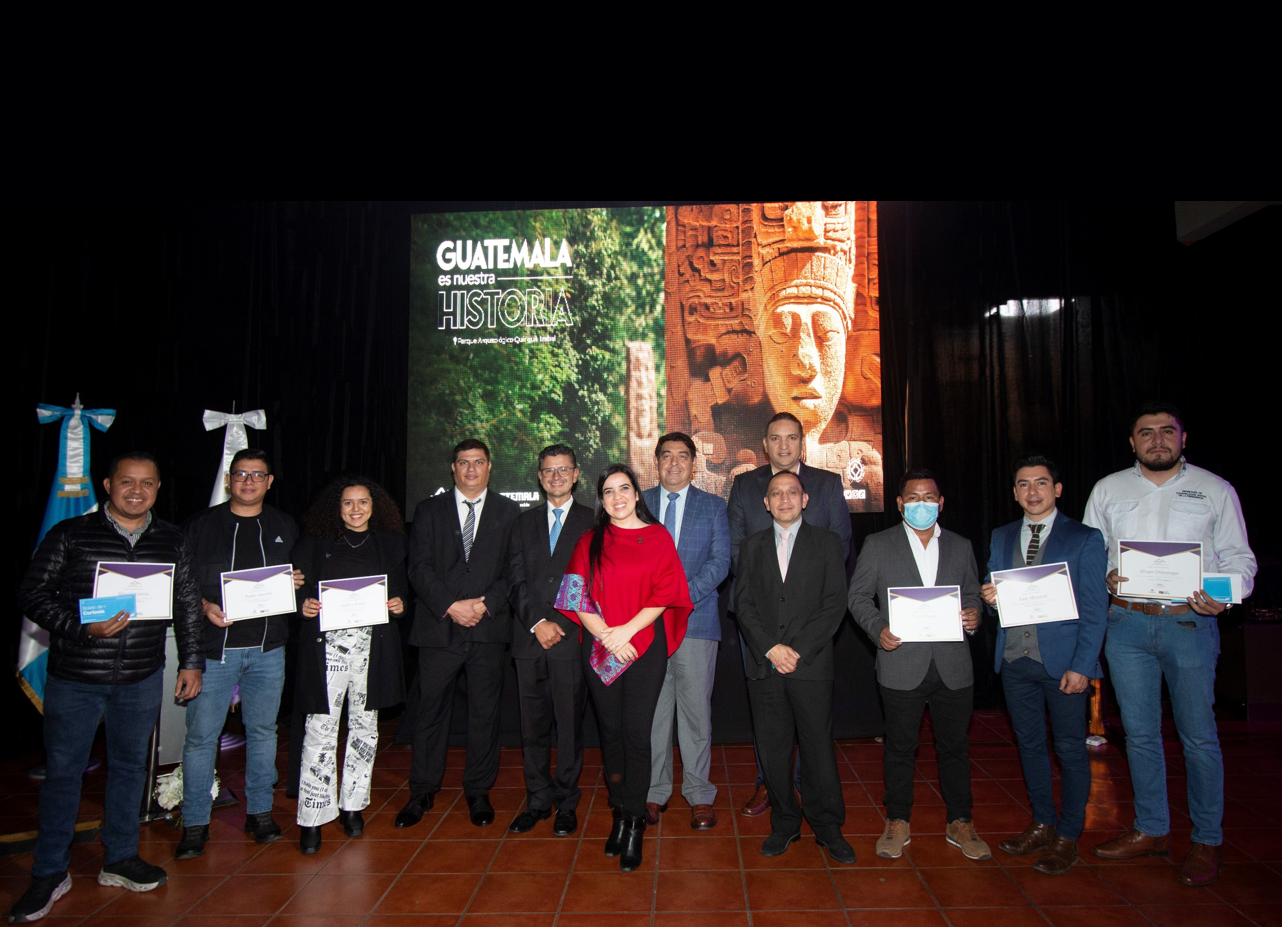 TAGAIRLINES PREMIA A GANADORES DEL CONCURSO “GUATEMALA EN UNA FOTO”