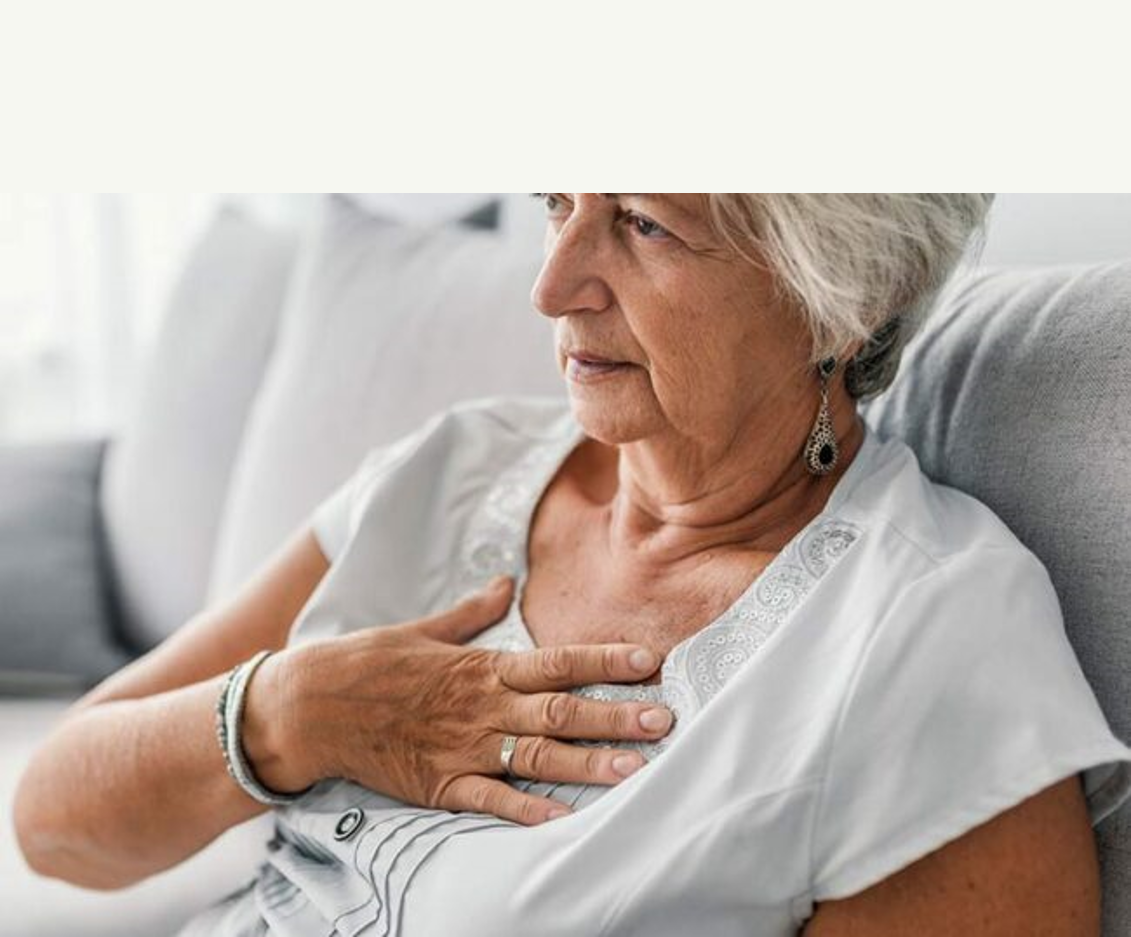 ¿Por qué la acidez estomacal empeora con la edad?