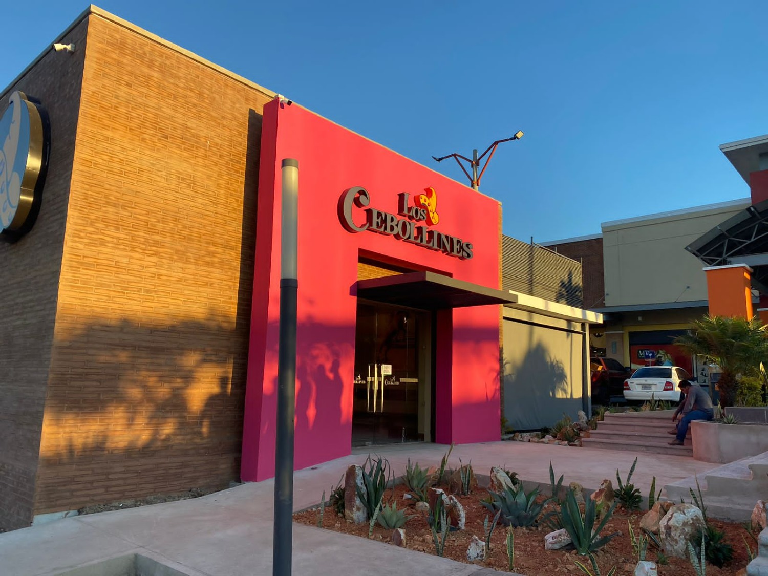 Restaurante Los Cebollines ahora en el Centro Comercial METROPLAZA JUTIAPA