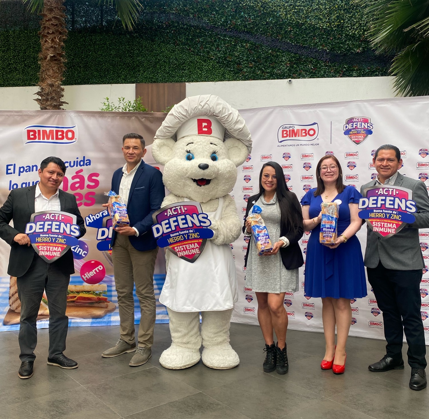 GRUPO BIMBO PRESENTA  PAN BLANCO CON FÓRMULA ACTIDEFENS