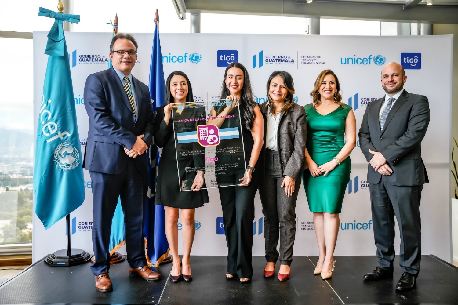 El Ministerio de Trabajo, con apoyo de UNICEF, reconoce a TIGO como empresa amiga 