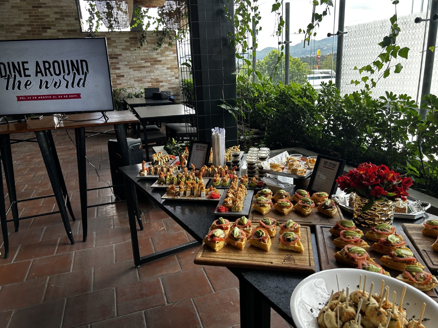 DINE AROUND THE WORLD” EL TOUR GASTRONÓMICO DE MIRAFLORES