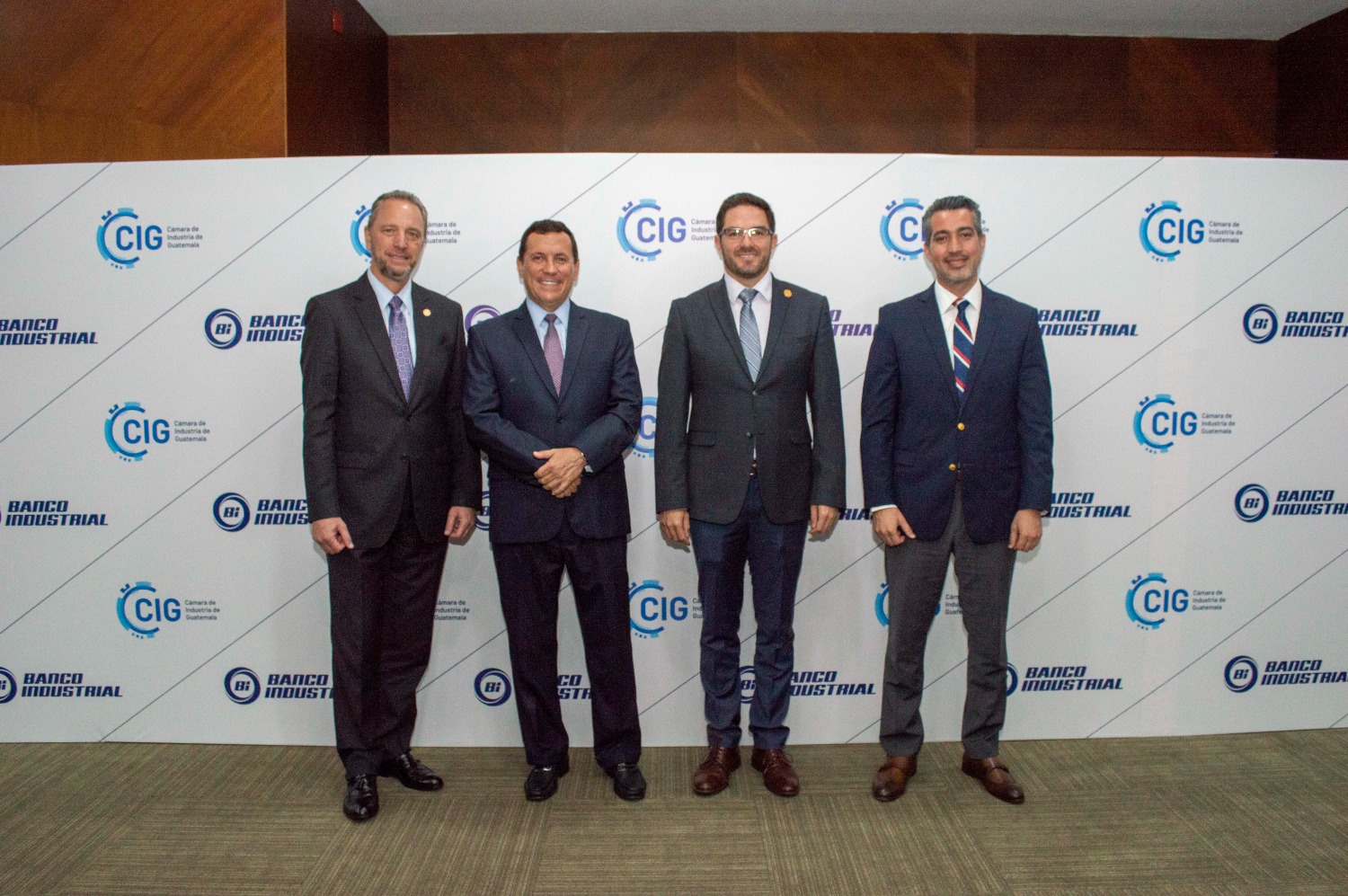 Corporación Bi y Cámara de Industria de Guatemala firman acuerdo de colaboración para fortalecer a los empresarios guatemaltecos 